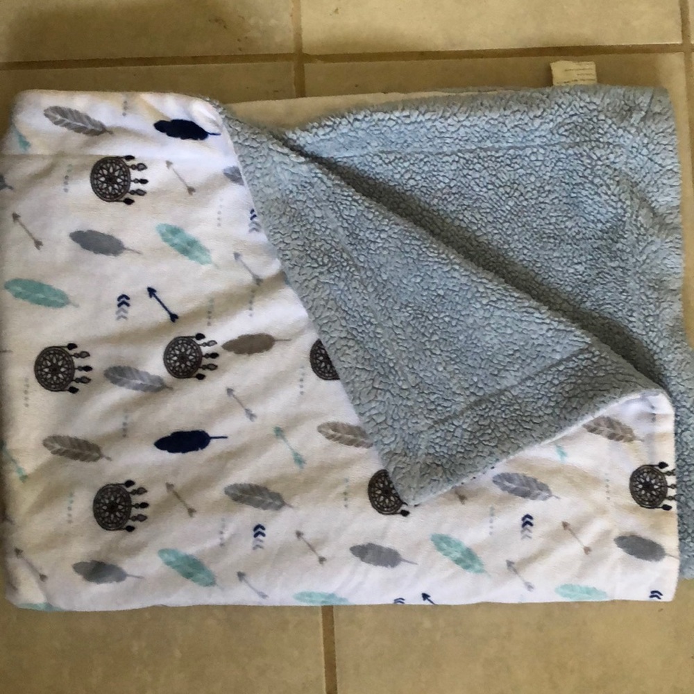 Soft dream catcher blanket.